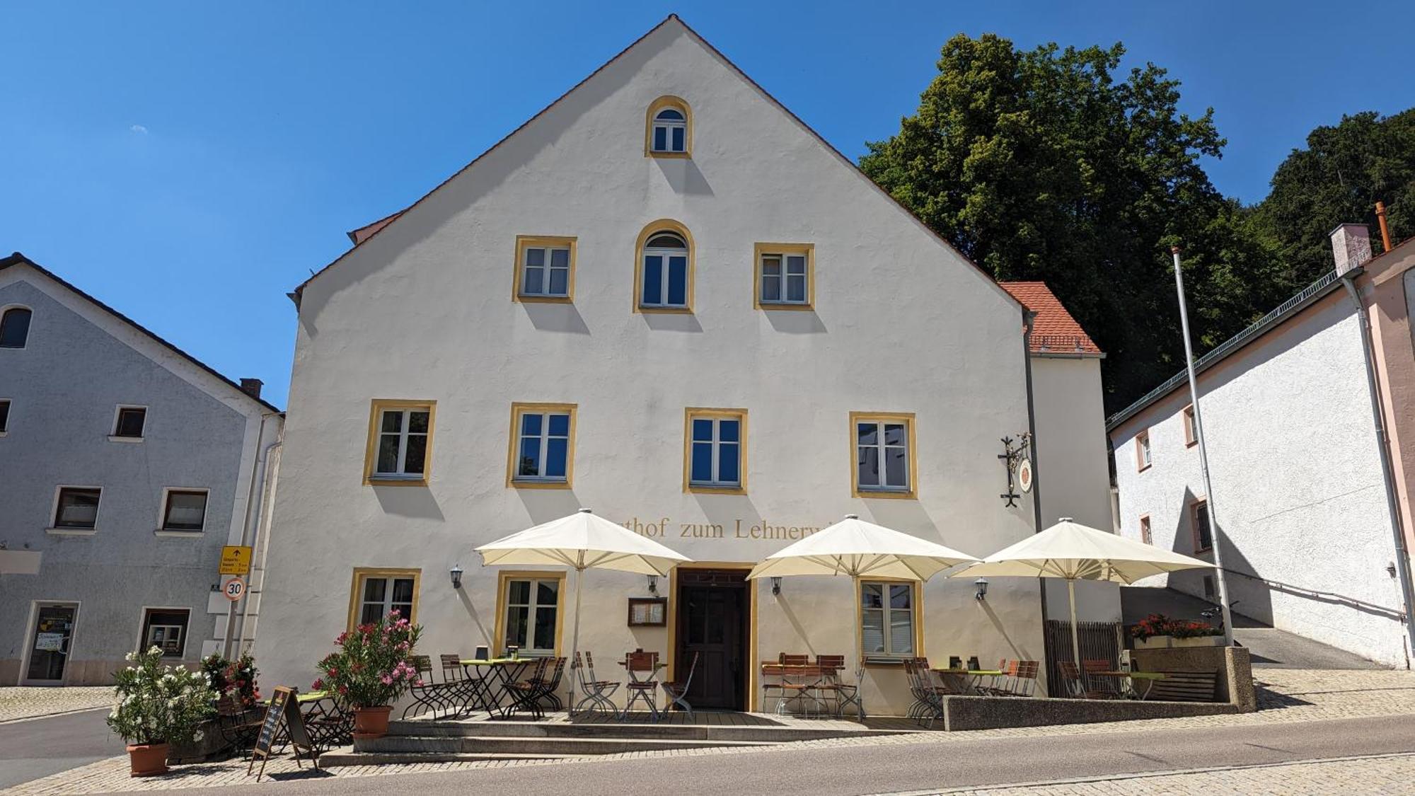 Ferienwohnungen Lehnerwirt Breitenbrunn  Bagian luar foto